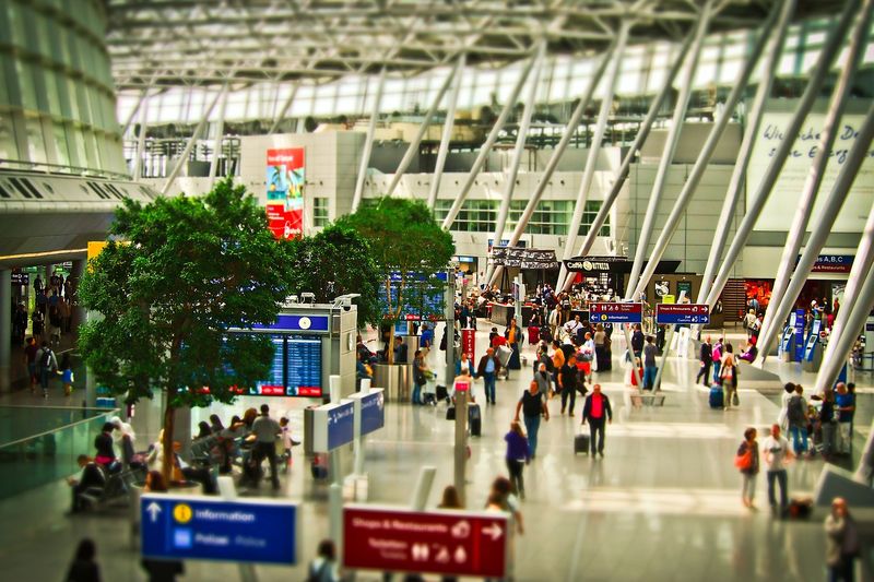 Achtung: Gebührenfalle bei Online-Flugbuchungen vermeiden