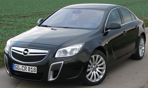 Opel Insignia OPC (mit Winterbereifung)