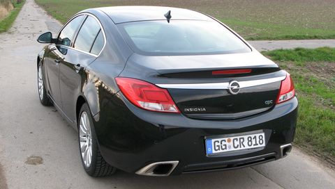 Opel Insignia OPC (mit Winterbereifung)