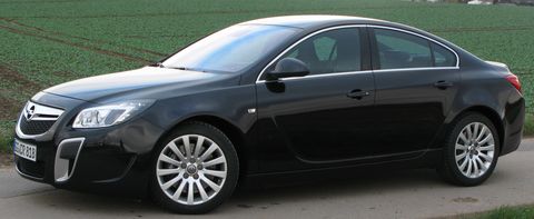 Opel Insignia OPC (mit Winterbereifung)