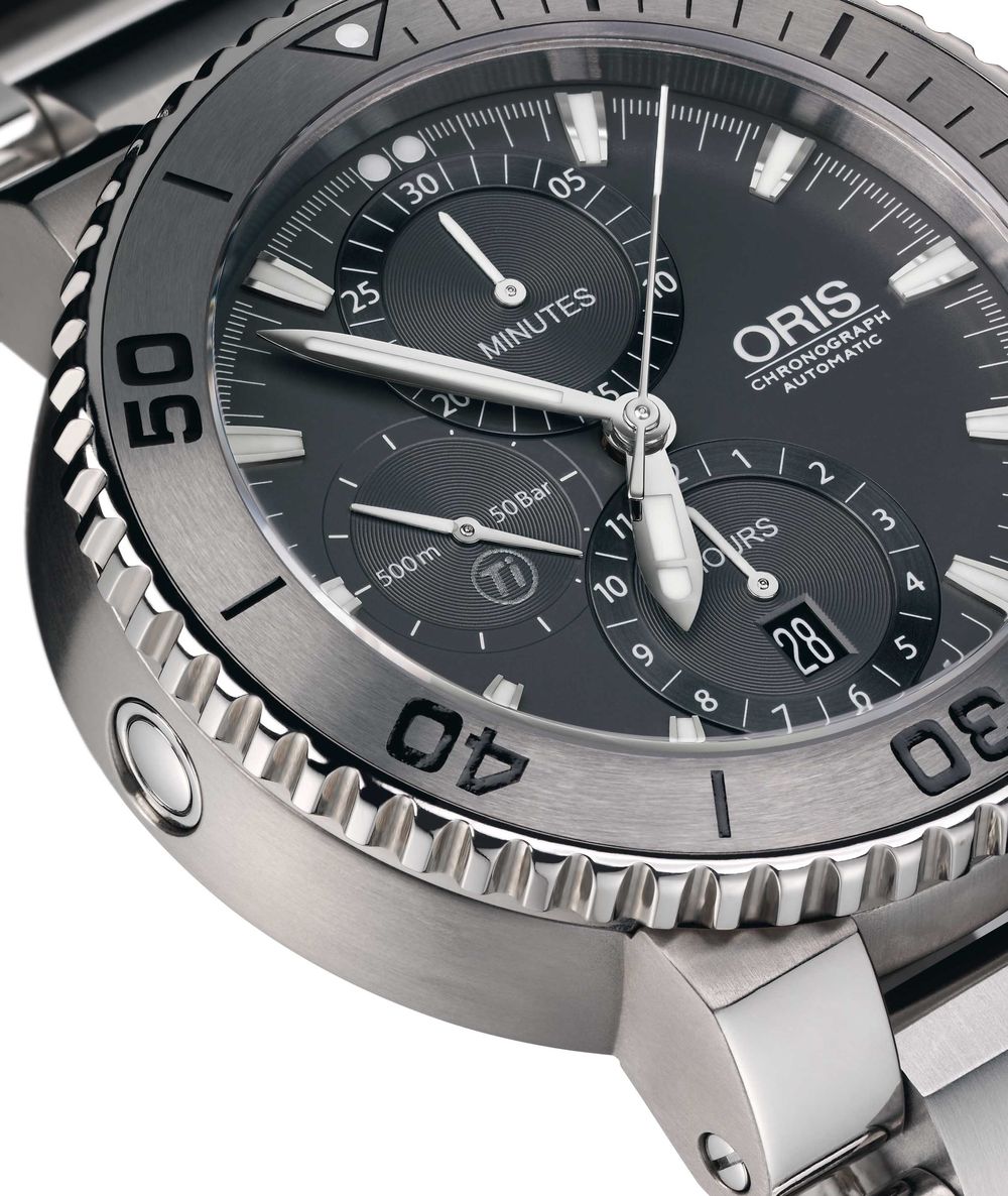 Oris Aquis Titan Chronograph