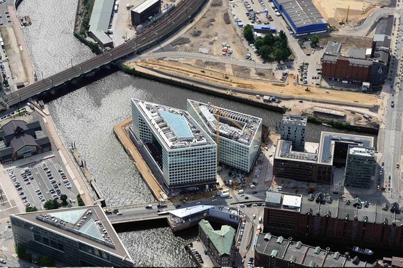 Spiegel-Gebäude aus der Luft