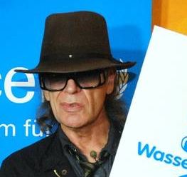 Rockstar Udo Lindenberg sucht Bands für Unicef