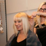 Hairdreams Trainerin Sarah Zirpins mit Haarmodel