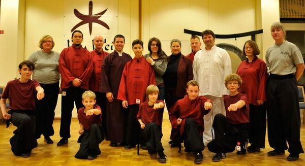 Wu Wei-Schule für Tai Chi und Qi Gong feierte Jubiläum