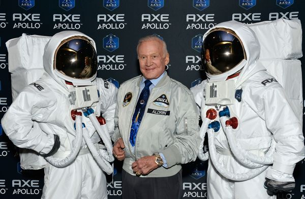 Buzz Aldrin für Axe