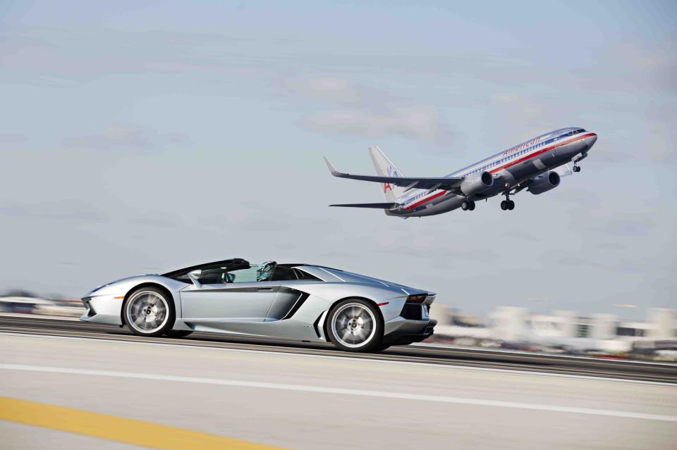 Lamborghini Aventador LP 700-4 Roadster