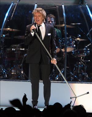 Rod Stewart bei einem Konzert in Spanien