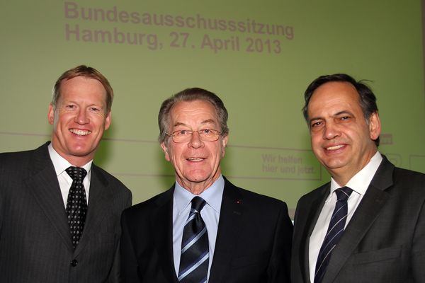 Christian Reuter, Bundesgeschäftsführer, Franz Müntefering, ASB-Präsident, Knut Fleckenstein, ASB-Bundesvorsitzender