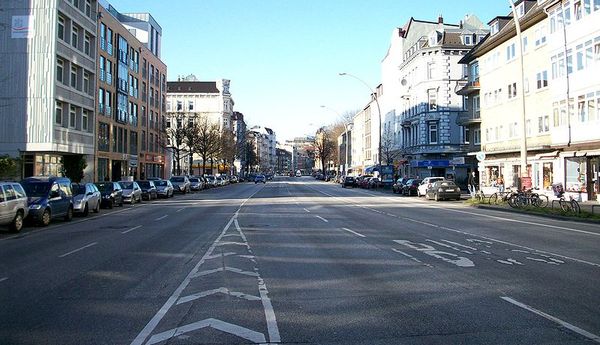 Noch ruhig: Grindelallee in Hamburg