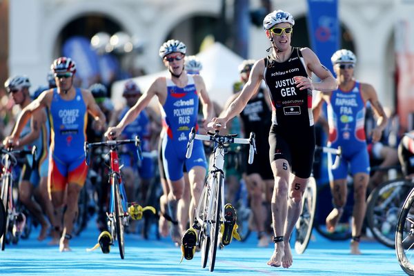 Hamburg als etwas andere Triathlon-Wechselzone