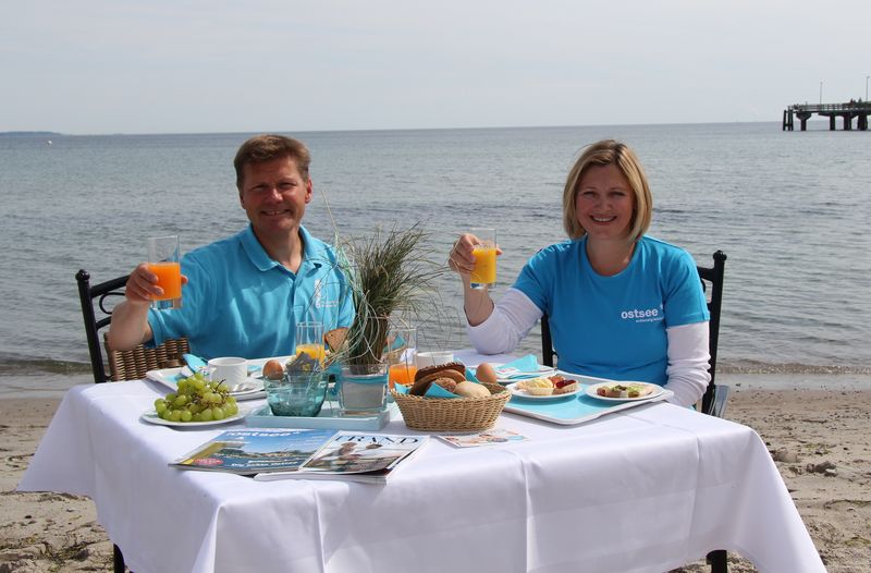 Joachim Nitz, Geschäftsführer Timmendorfer Strand Niendorf Tourismus GmbH und Katja Lauritzen, Geschäftsführerin Ostsee Holstein Tourismus e.V.