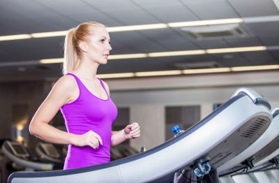 Ob draussen oder drinnen - joggen ist immernoch die effektivste Art der Fettverbrennung - leider auch die anstrengendste | Ob draussen oder drinnen - joggen ist immernoch die effektivste Art der Fettverbrennung - leider auch die anstrengendste
