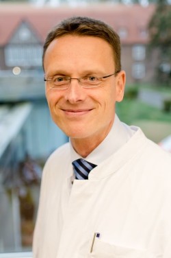 PD Dr. Carsten Schneider