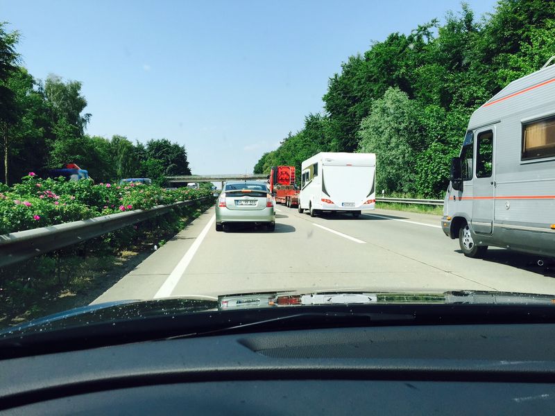 Verkehrschaos: Vollsperrung der A7 am kommenden Wochenende