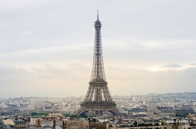 Paris und der Eiffelturm