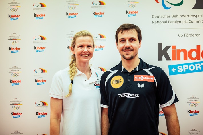 "kinder+Sport"-Botschafterin Britta Steffen und Timo Boll beim Sportcamp für Kinder und Jugendliche in Düsseldorf 