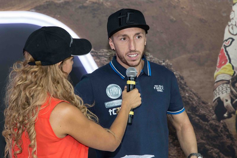 Lisa Leyland, Antonio "Tony" Cairoli 