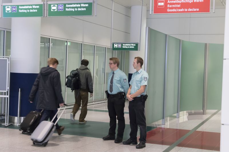 Tipps für einen erholsamen Urlaub ohne Ärger beim Zoll 