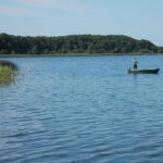 Idyllische Landschaft am Tollensesee in Mecklenburg-Vorpommern