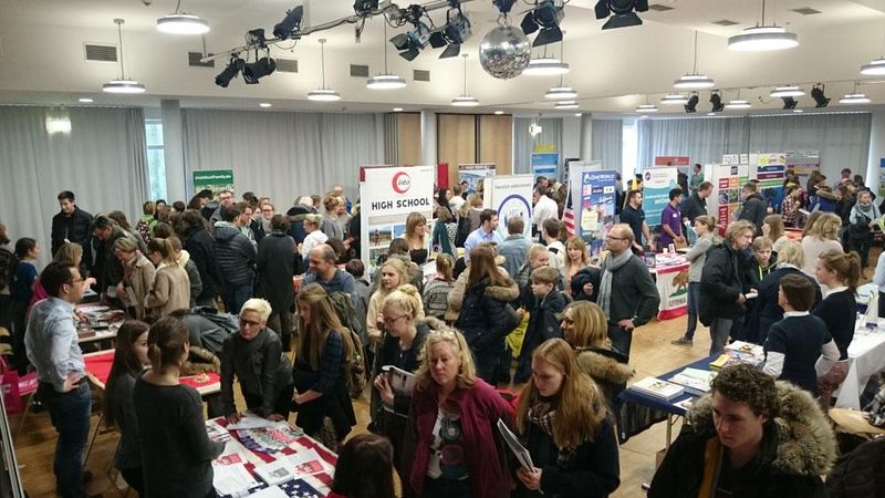 Infostände auf der JugendBildungsmesse Hamburg