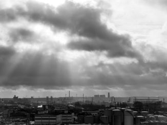 Sturmzeichen über Hamburg