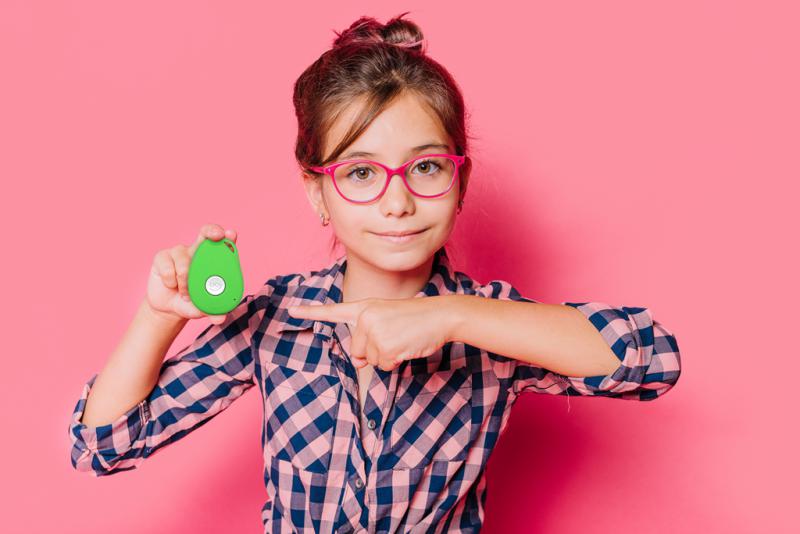 Das schlaue Kinder-Handy amicoo XPLORE verbindet Familien mit nur einem Tastendruck