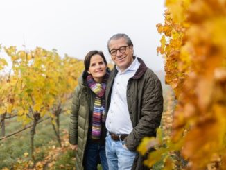 Ingrid und Karl Strenger in Ihrem Weinberg in Oberstenfeld.