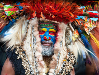 Häuptling vom Stamm der Kutumb, Papua-Neuguinea