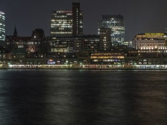 Hamburg bei Nacht