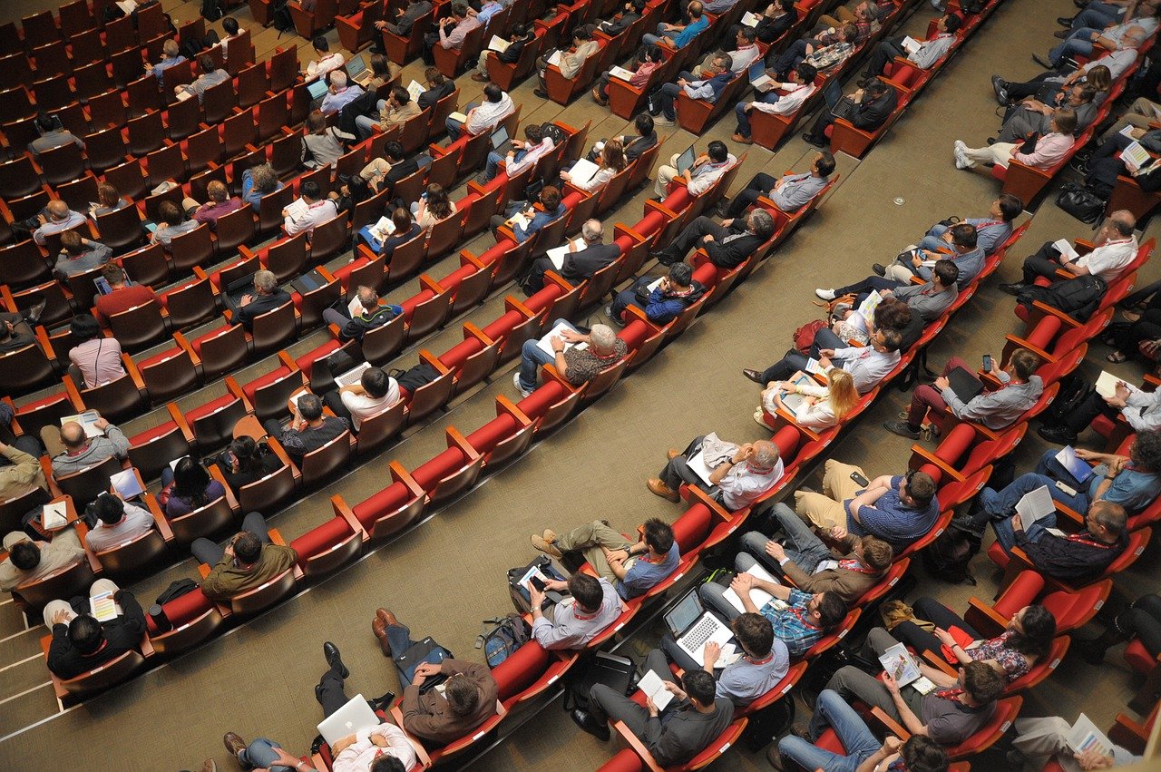 event-venue-1597531_1280 | Scoopcamp: Audience