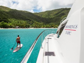 Yachtcharter mit SUP auf den British Virgin Islands