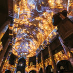 Projektionsshow an die Kirchendecke