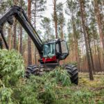 Forstmaschine im Einsatz