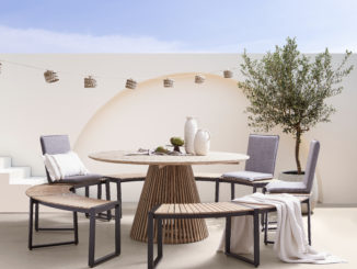 Terrasse mit stylischen Möbeln