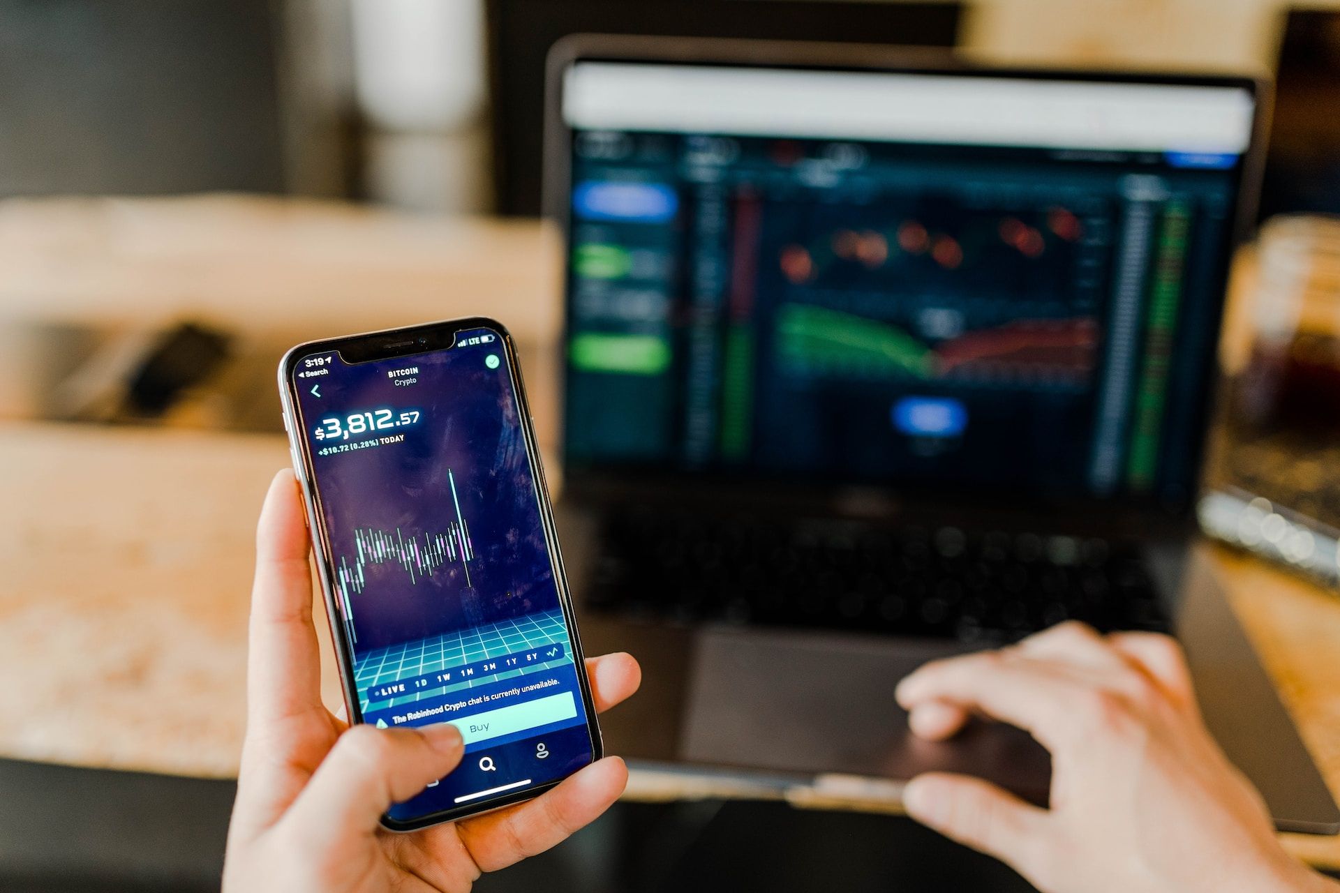 austin-distel-EMPZ7yRZoGw-unsplash | So lässt sich das Biz deutlich vereinfachen