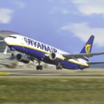 Ryanair-Flugzeug hebt ab