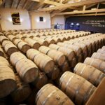 Fasshalle der SLYRS Distillery