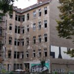 Leeres Mehrfamilienhaus in Berlin