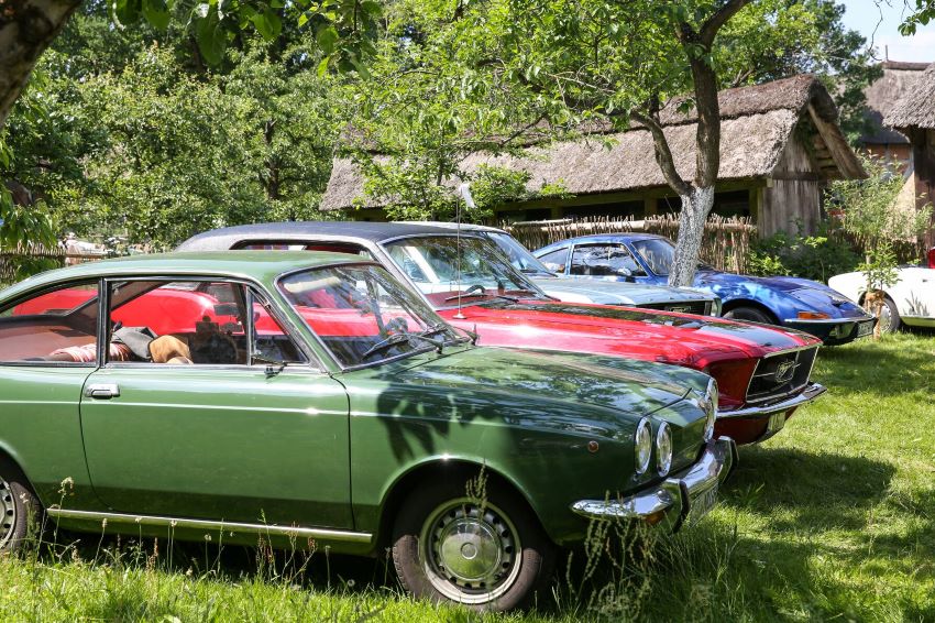 "Junge Autos" beim Oldtimertreffen für Fahrzeuge bis 1979 | "Junge Autos" beim Oldtimertreffen für Fahrzeuge bis 1979"Junge Autos" beim Oldtimertreffen für Fahrzeuge bis 1979