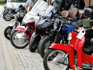 Verschiedene Zweiradkuriositäten zum Bikertag
