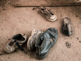 Im sudanesischen Bürgerkrieg eskaliert nach Angaben der SOS-Kinderdörfer die sexuelle Gewalt gegen Kinder.