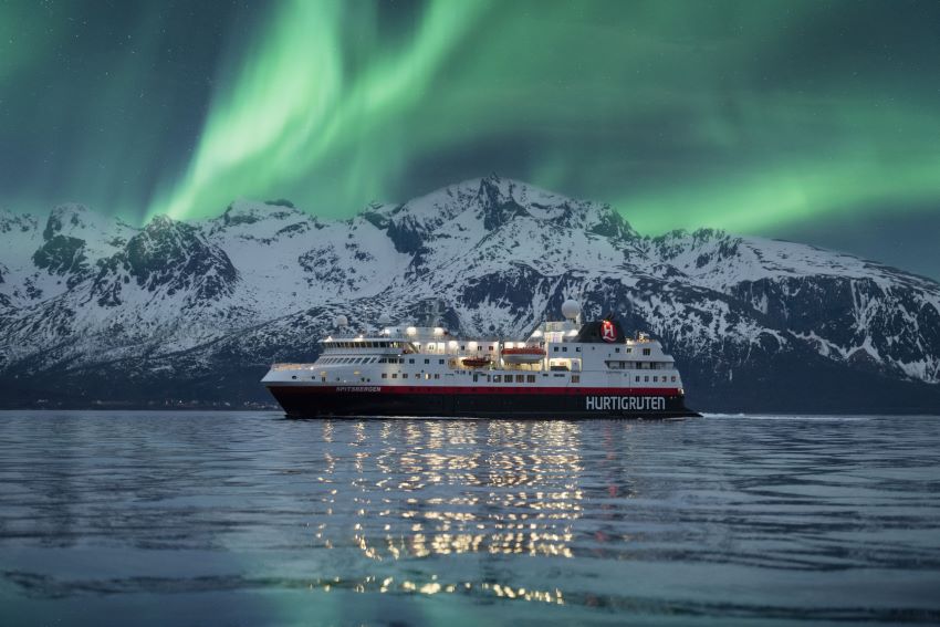 Nordlichter vor Norwegen | Nordlichter vor Norwegen