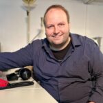 Musikproduzent Sören Schnabel im Tonstudio