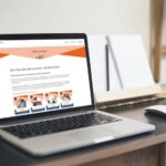 Laptop zur Online-Karrieremesse