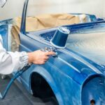 Mercedes-Oldtimer wird lackiert