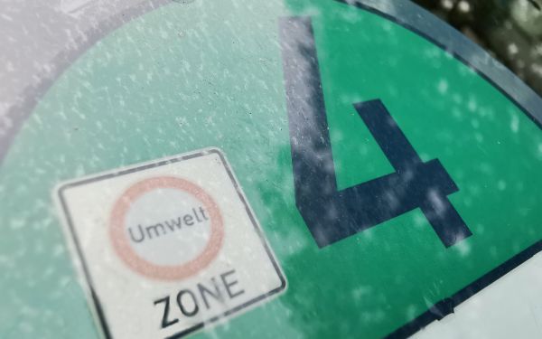 B-1398311_feinstaubplakette Umweltzonen Hamburg | feinstaubplakette Umweltzonen Hamburg