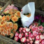 Rosenträusse auf dem Rosenmarkt im Freilichtmuseum am Kiekeberg