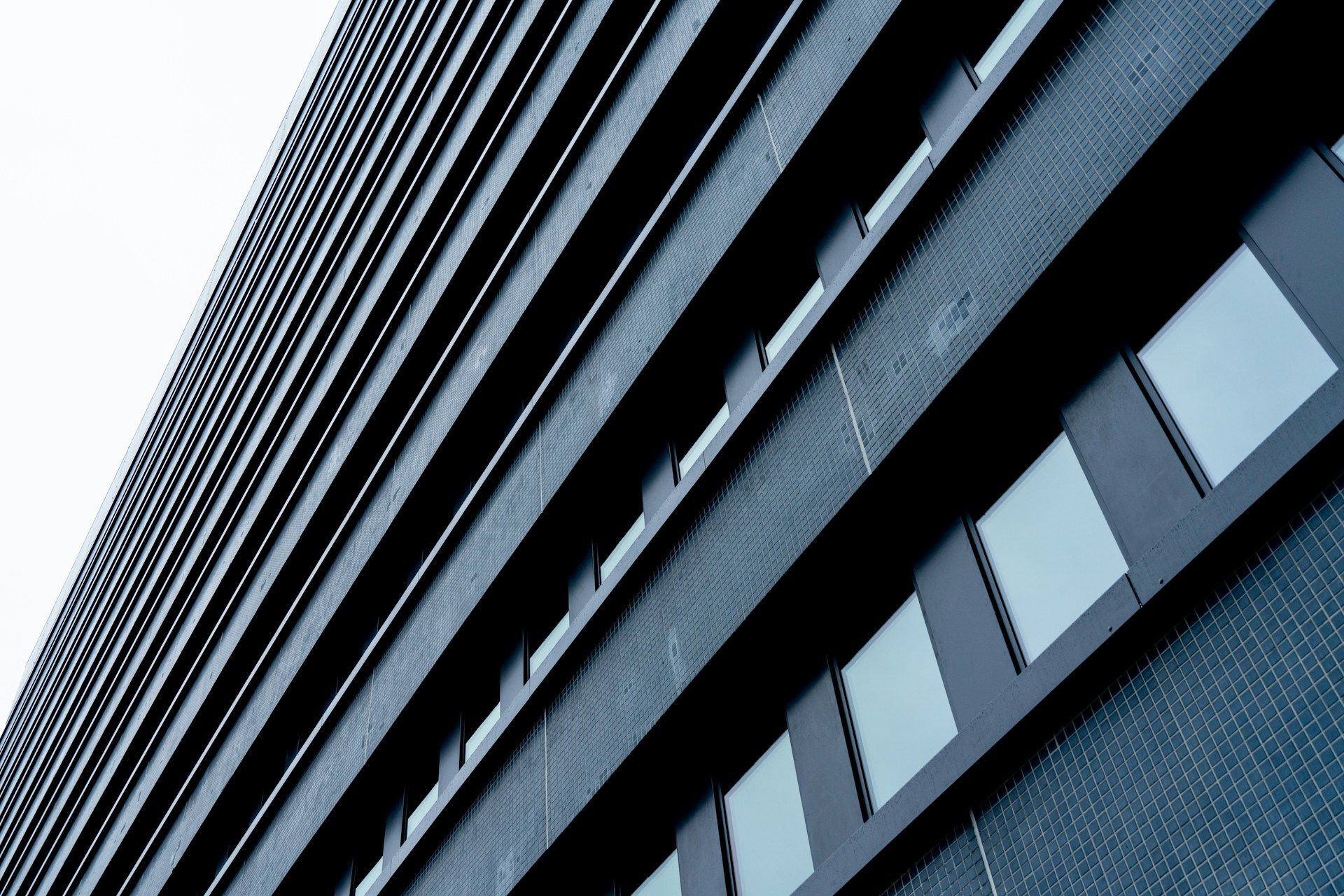 Büroumzug Die Hamburger Büroimmobilienlandschaft zeigt sich 2024 trotz wirtschaftlicher Unsicherheiten stabil