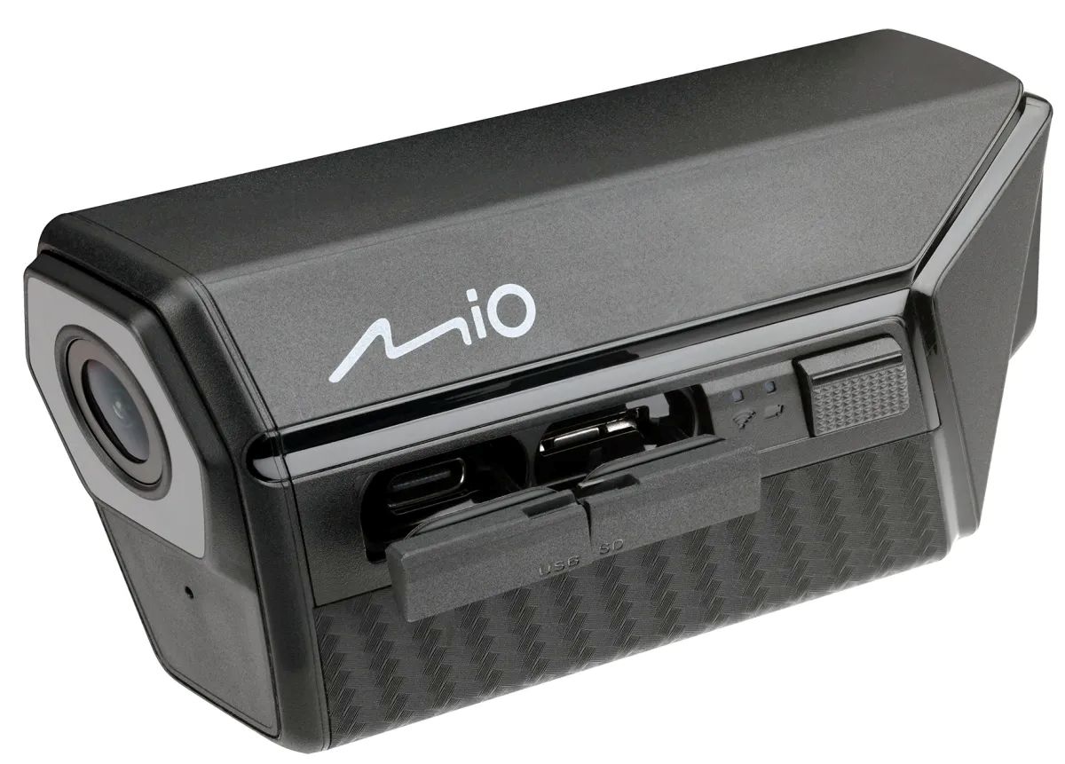 Kamera Mio MiVue MP30 GPS einfach am Helm befestigen | Kamera Mio MiVue MP30 GPS einfach am Helm befestigen